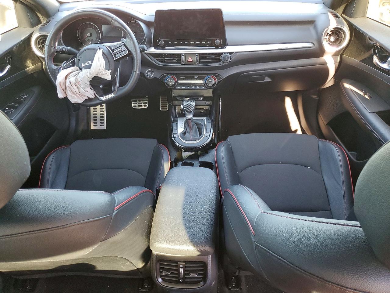 2024 KIA FORTE GT photo 8