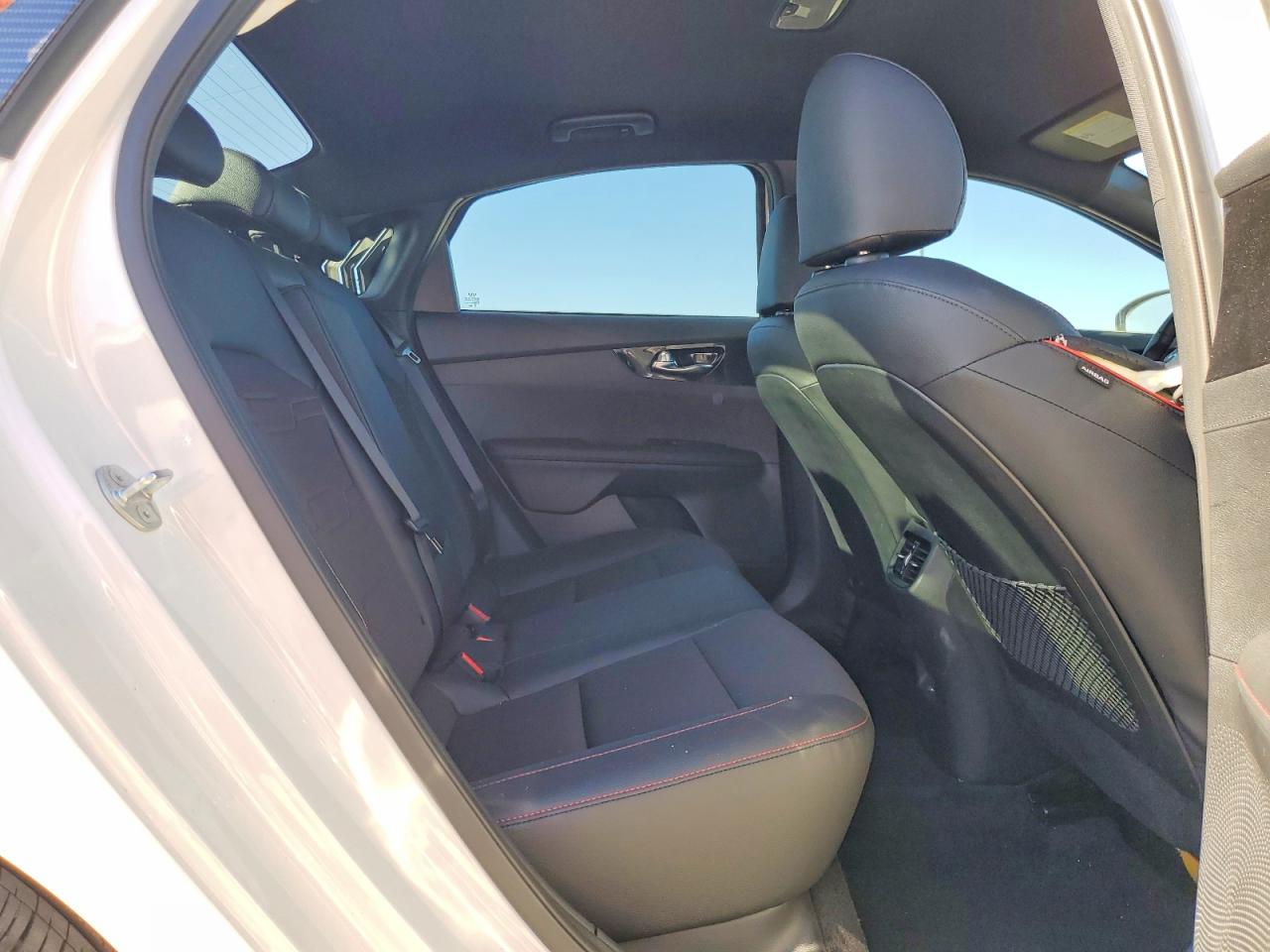 2024 KIA FORTE GT photo 10