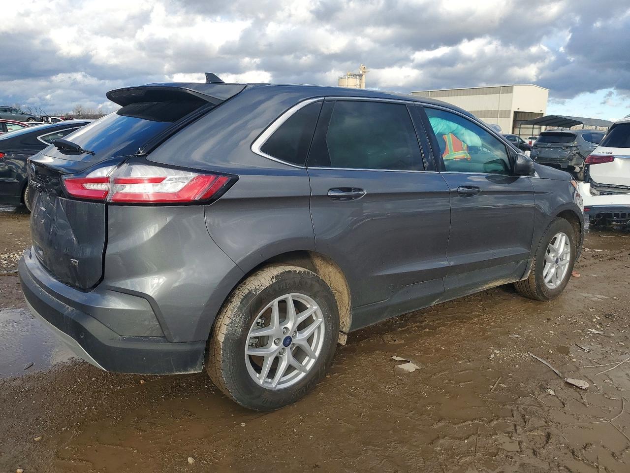 2021 FORD EDGE SEL photo 3