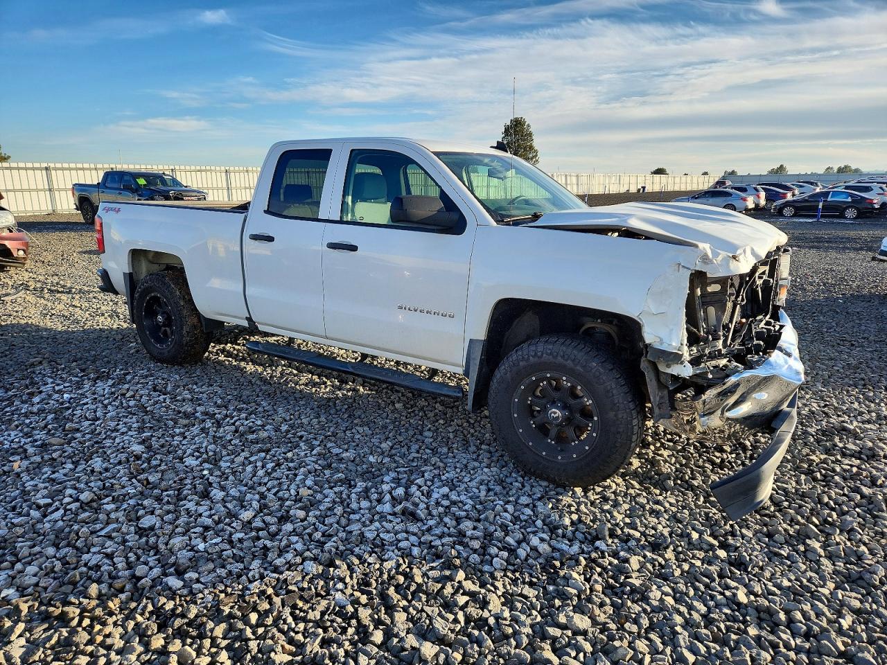 2016 CHEVROLET SILVERADO K1500 photo 4