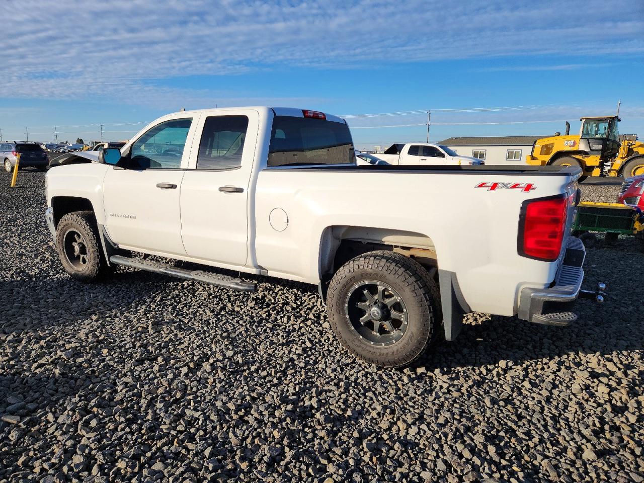 2016 CHEVROLET SILVERADO K1500 photo 2