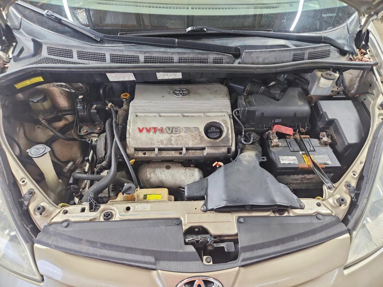2006 TOYOTA SIENNA XLE photo 12