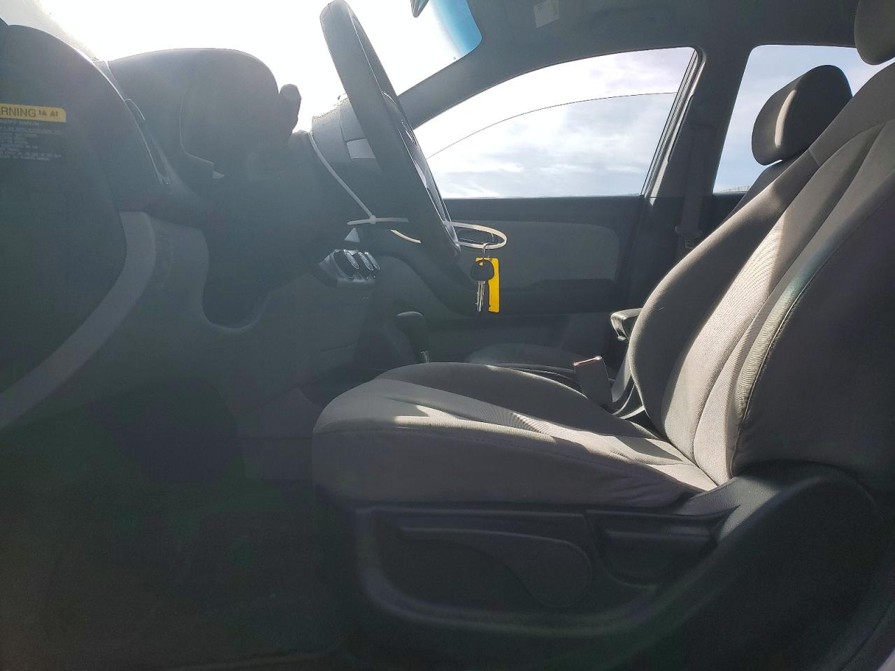 2010 HYUNDAI ELANTRA BLUE photo 7