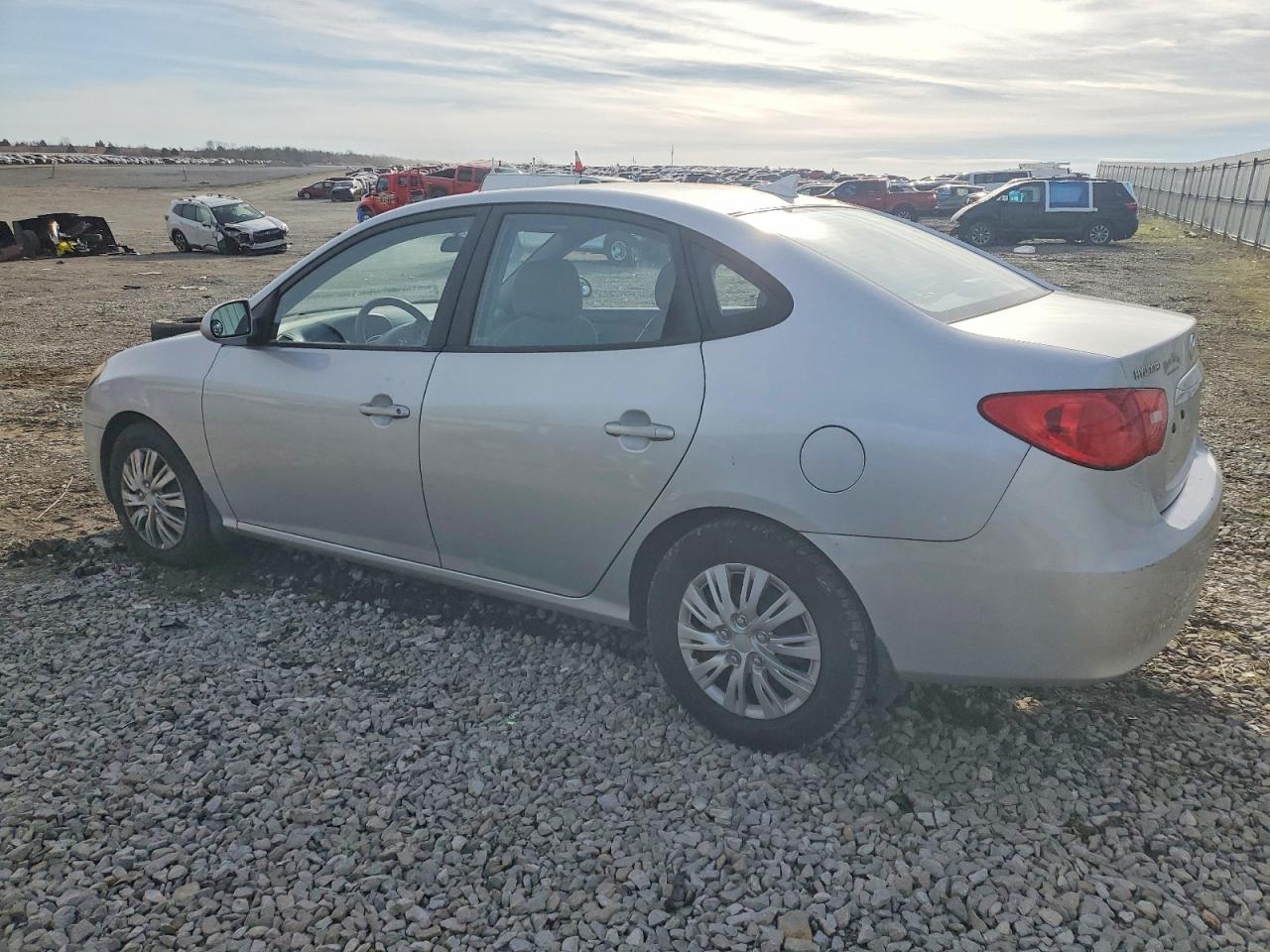 2010 HYUNDAI ELANTRA BLUE photo 2