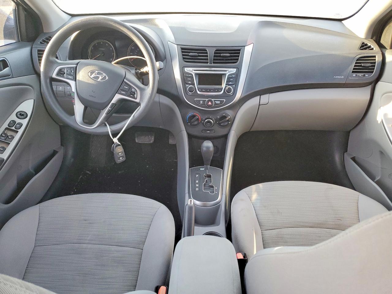 2016 HYUNDAI ACCENT SE photo 8