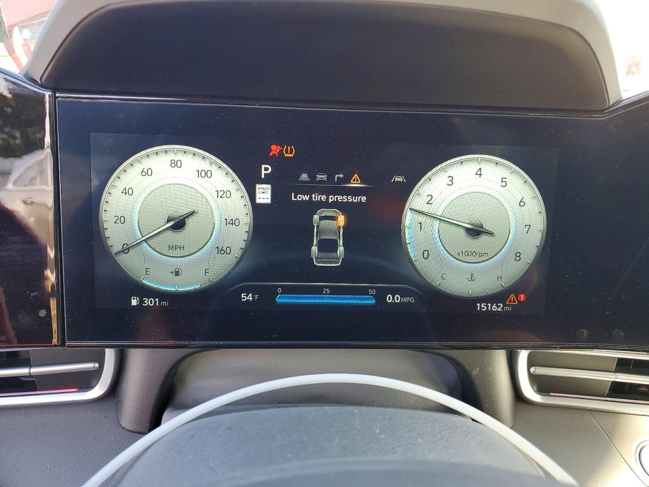 2024 HYUNDAI ELANTRA SEL photo 9