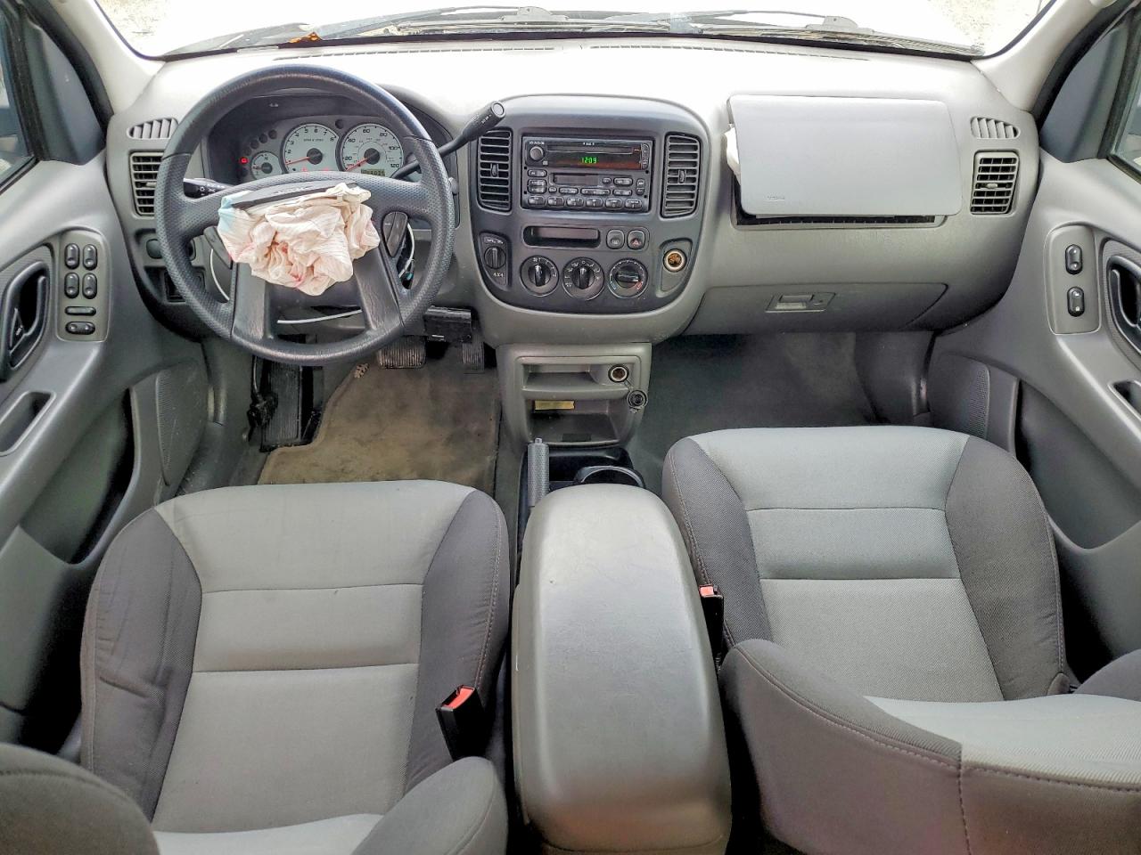 2003 FORD ESCAPE XLS photo 8