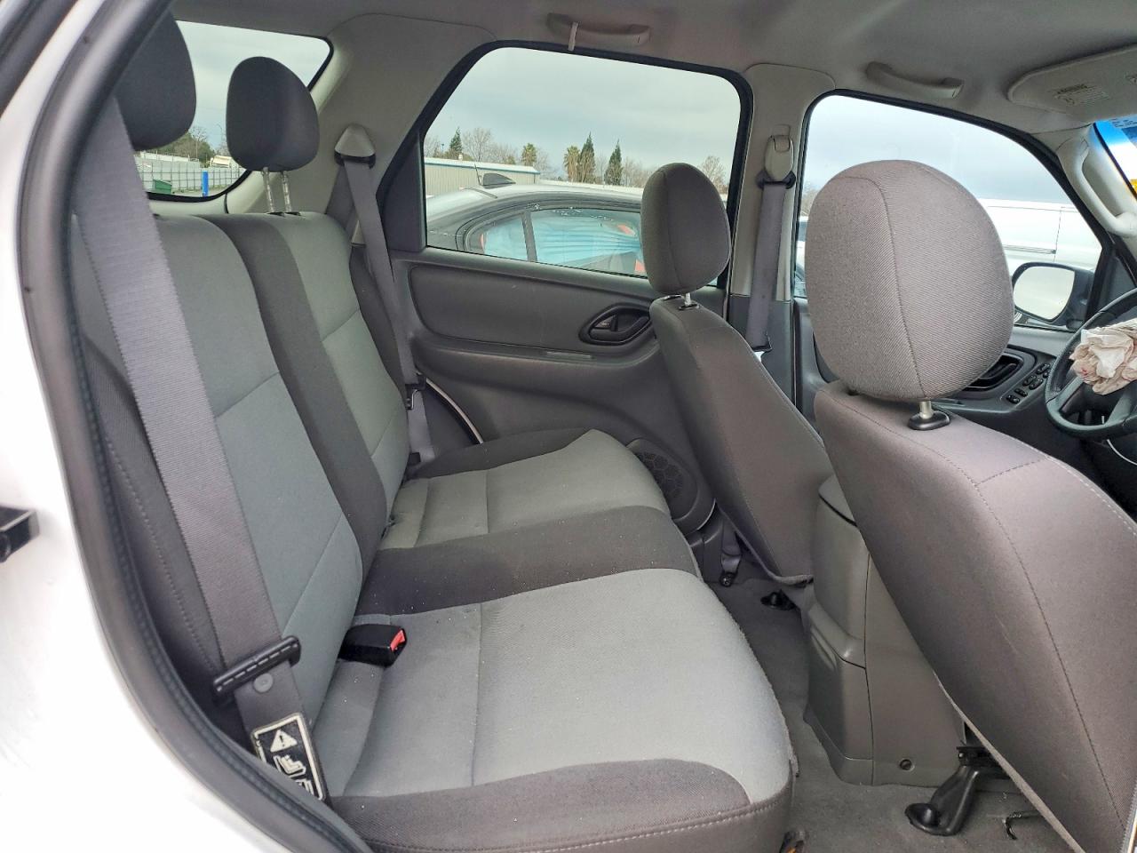 2003 FORD ESCAPE XLS photo 11