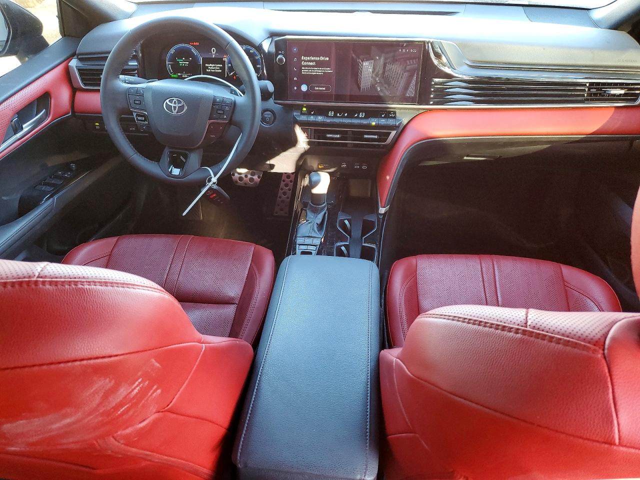2025 TOYOTA CAMRY XSE photo 15