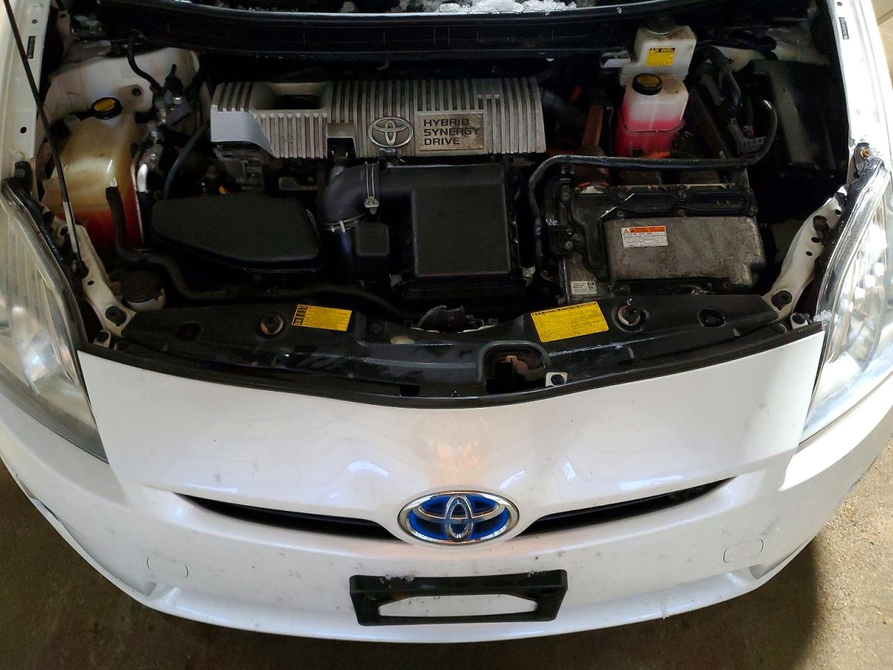 2011 TOYOTA PRIUS photo 21