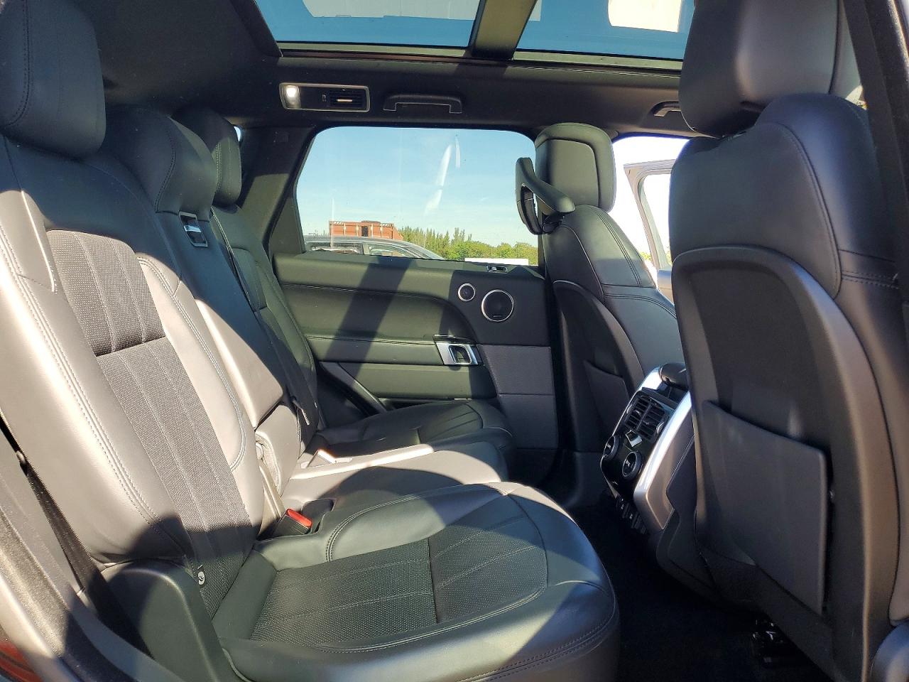 2021 LAND ROVER RANGE ROVER SPORT HSE SILVER EDITION photo 11