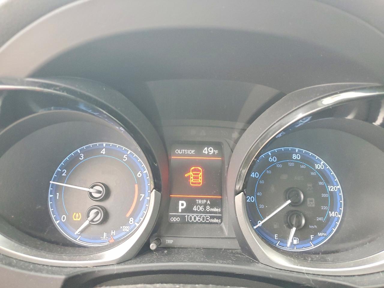 2015 TOYOTA COROLLA L photo 17