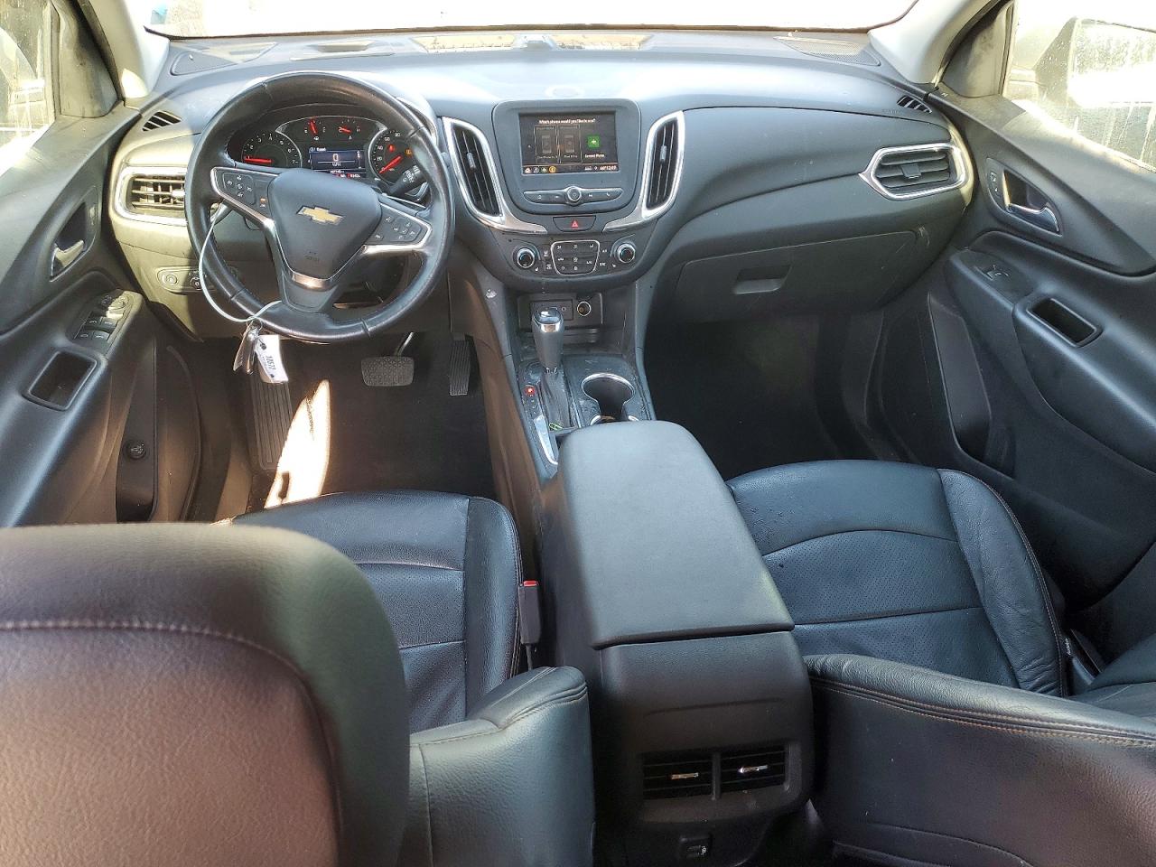 2020 CHEVROLET EQUINOX LT photo 8