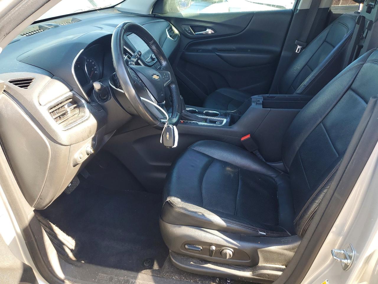 2020 CHEVROLET EQUINOX LT photo 7