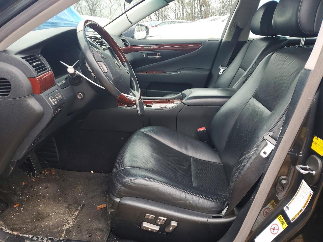 2009 LEXUS LS 460 photo 7