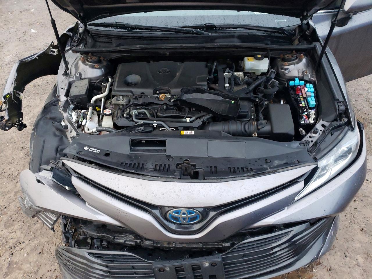 2018 TOYOTA CAMRY LE photo 21