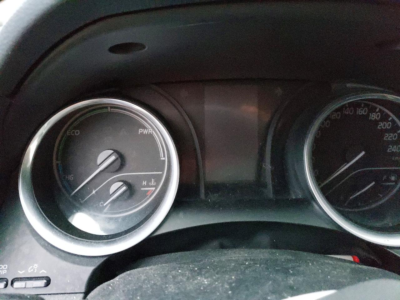 2018 TOYOTA CAMRY LE photo 17