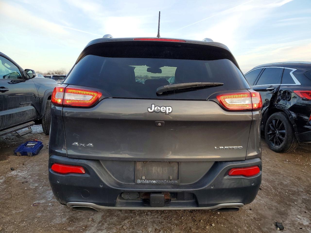 2015 JEEP CHEROKEE LIMITED photo 11