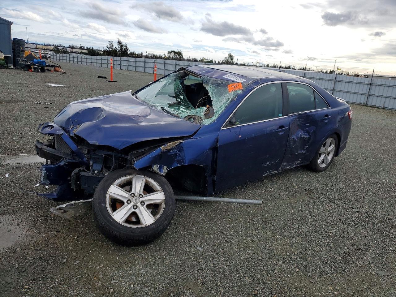 2011 TOYOTA CAMRY