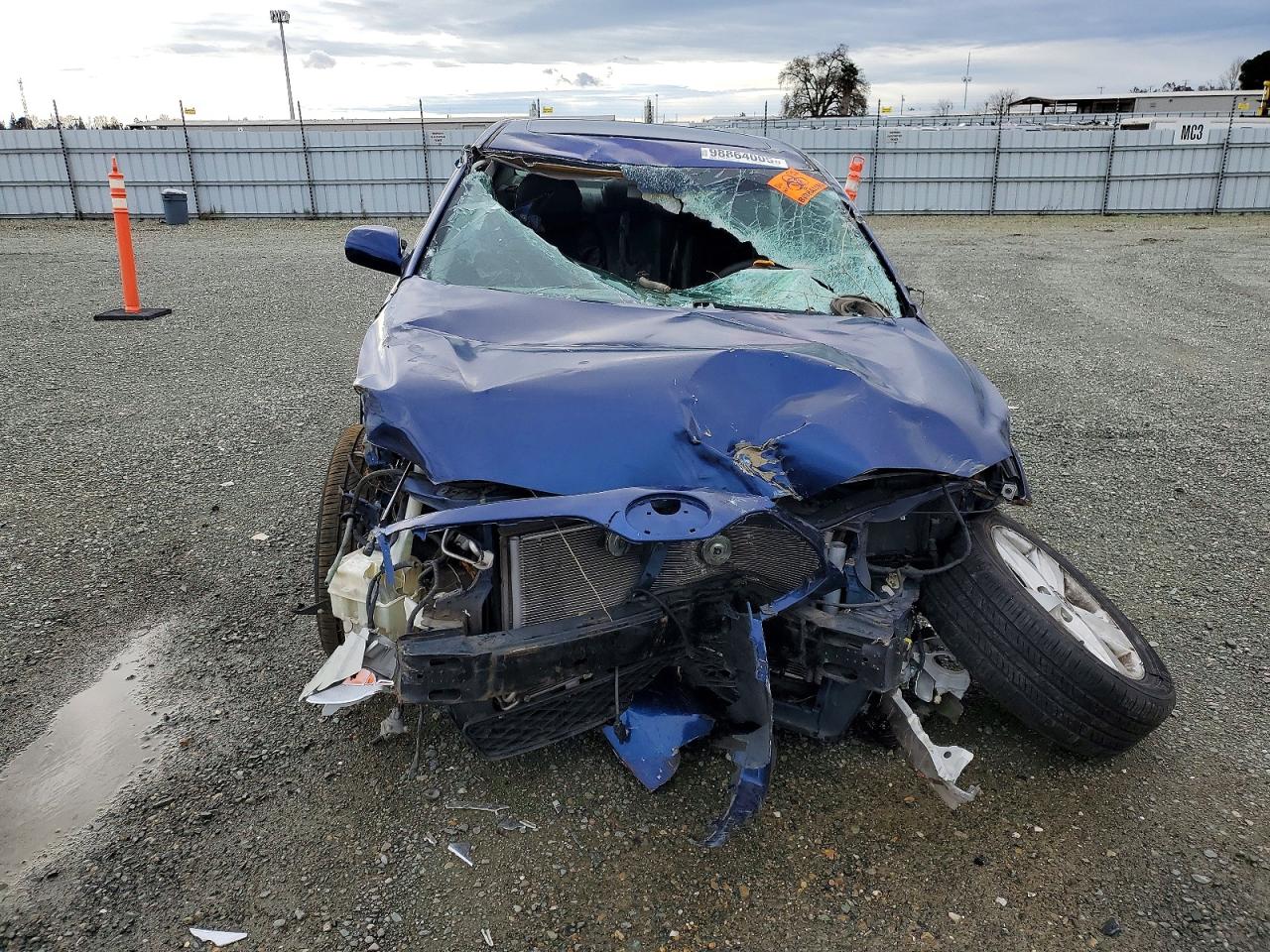2011 TOYOTA CAMRY SE photo 5