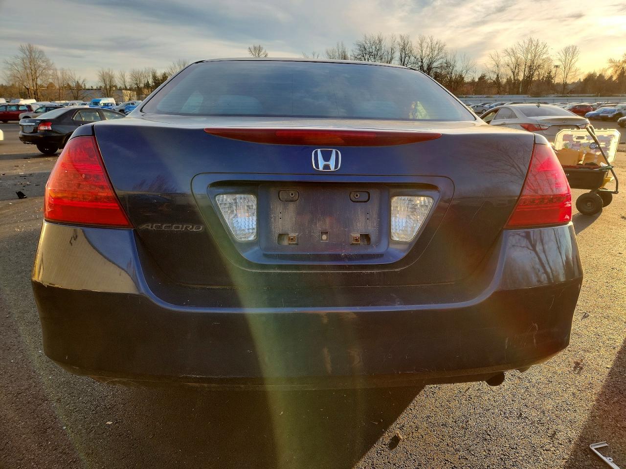 2007 HONDA ACCORD LX photo 6