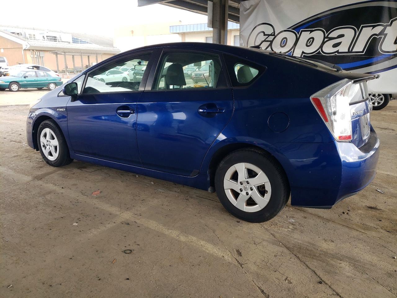 2010 TOYOTA PRIUS photo 2