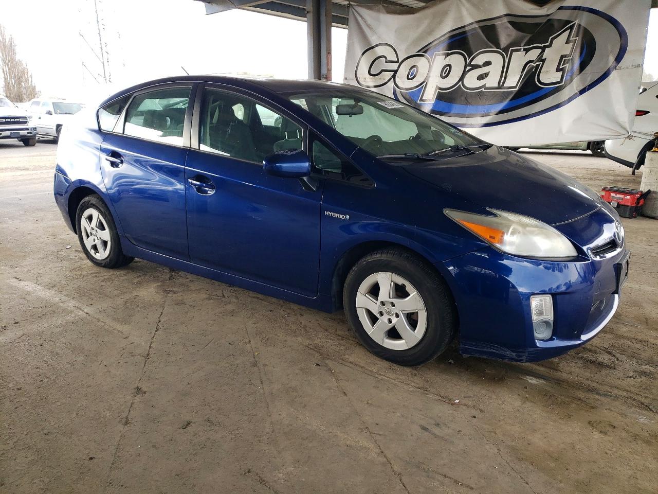 2010 TOYOTA PRIUS photo 4