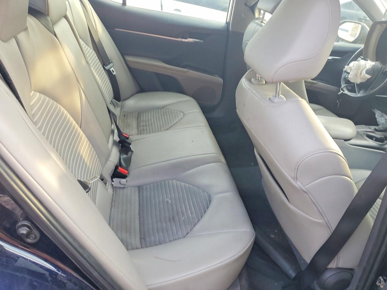 2021 TOYOTA CAMRY SE photo 10
