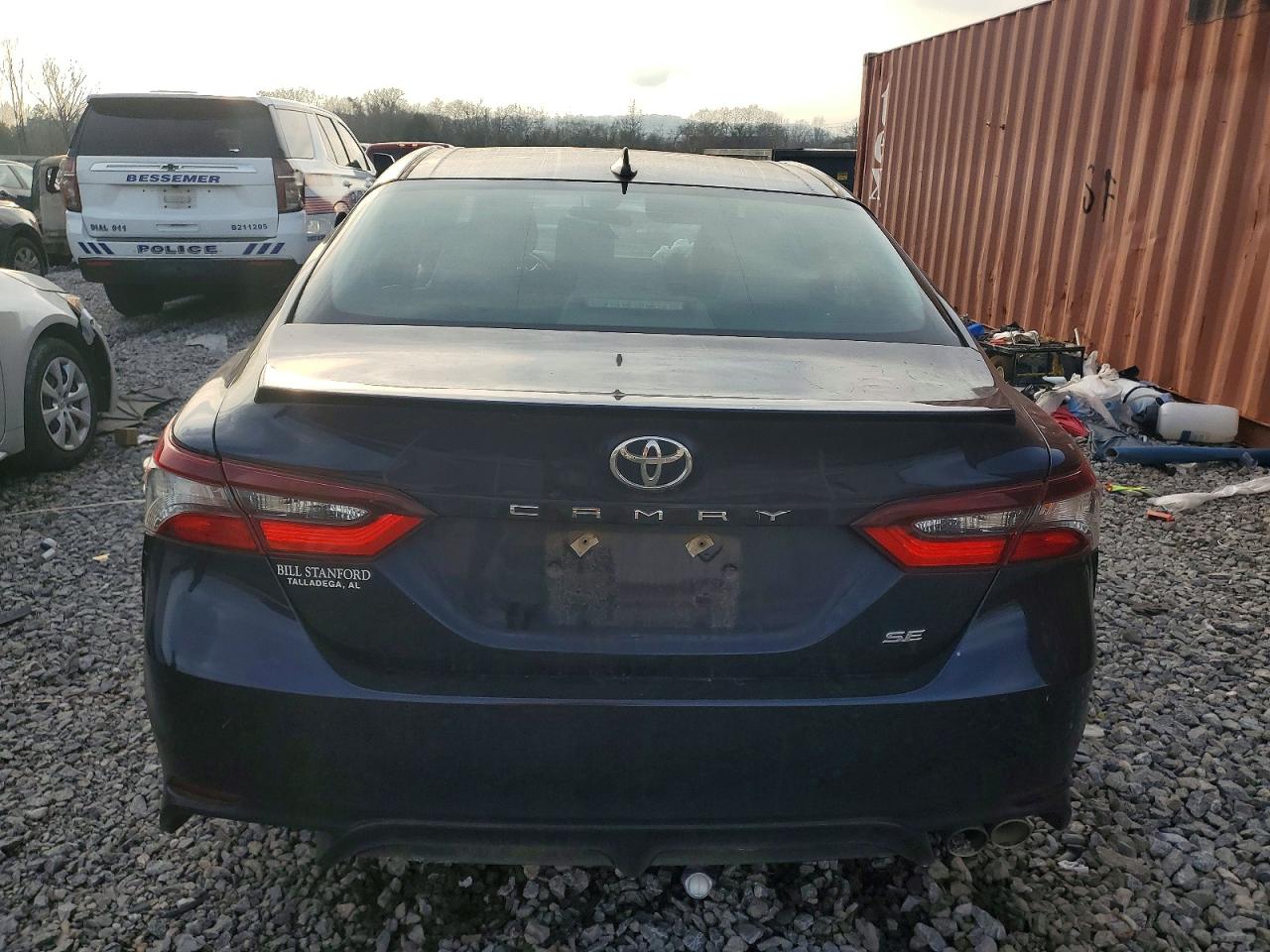 2021 TOYOTA CAMRY SE photo 6