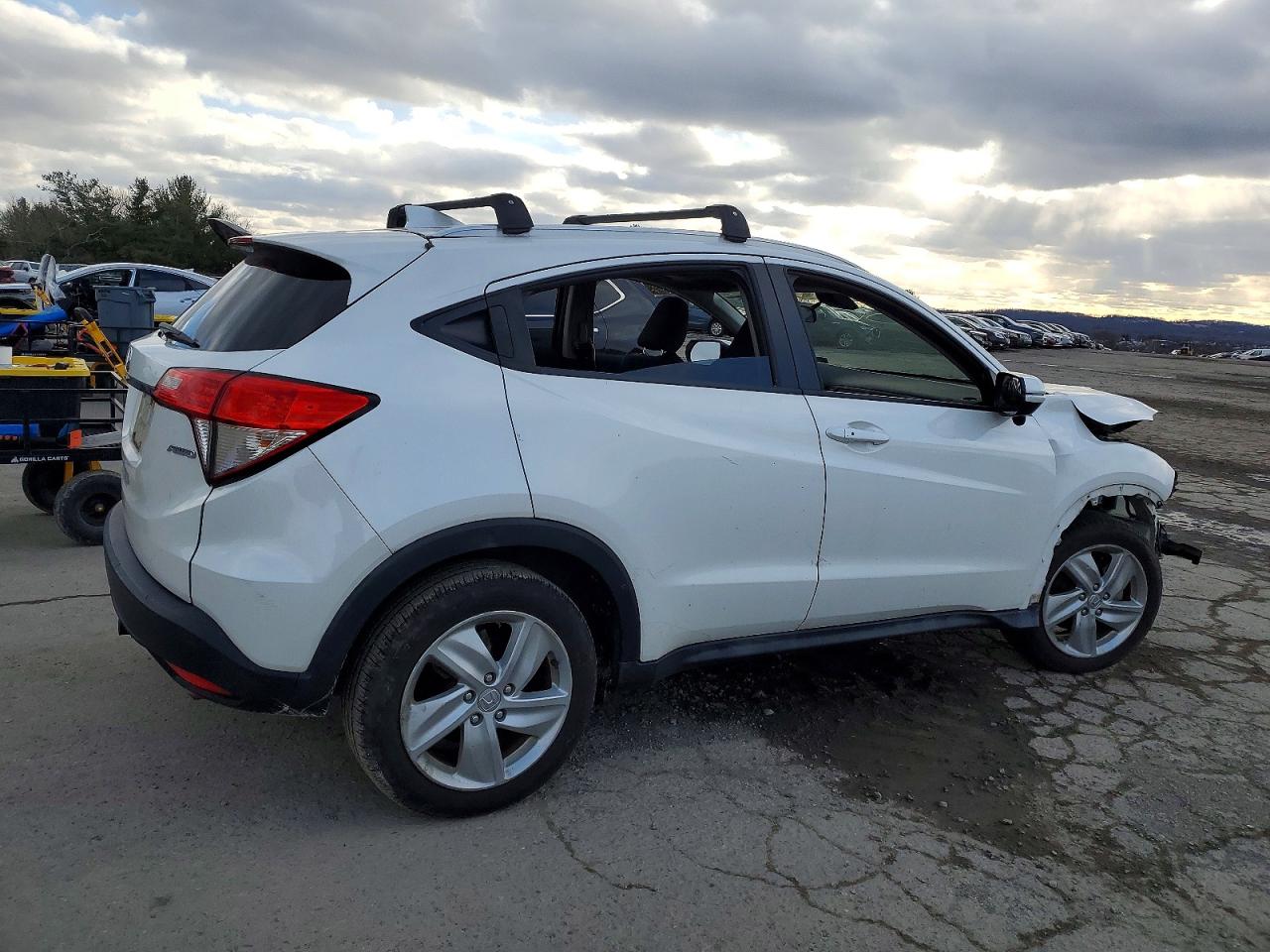 2019 HONDA HR-V EX photo 3