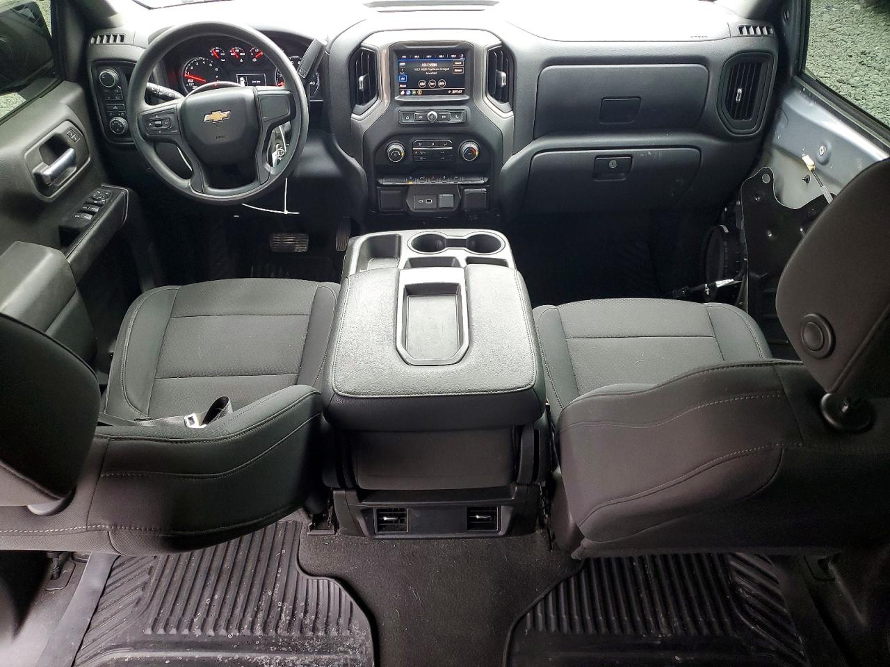 2021 CHEVROLET SILVERADO K1500 CUSTOM photo 8