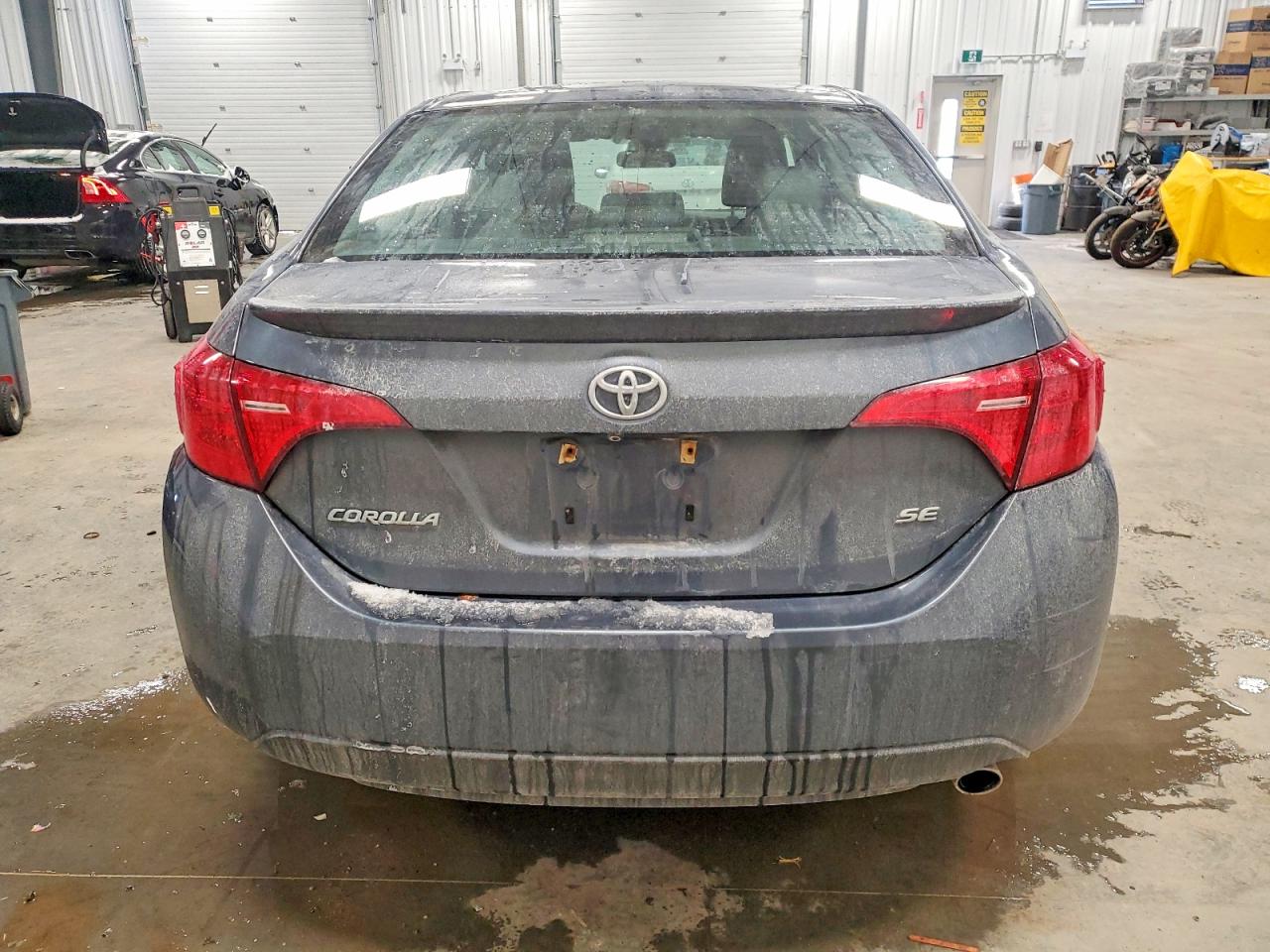 2018 TOYOTA COROLLA L photo 6