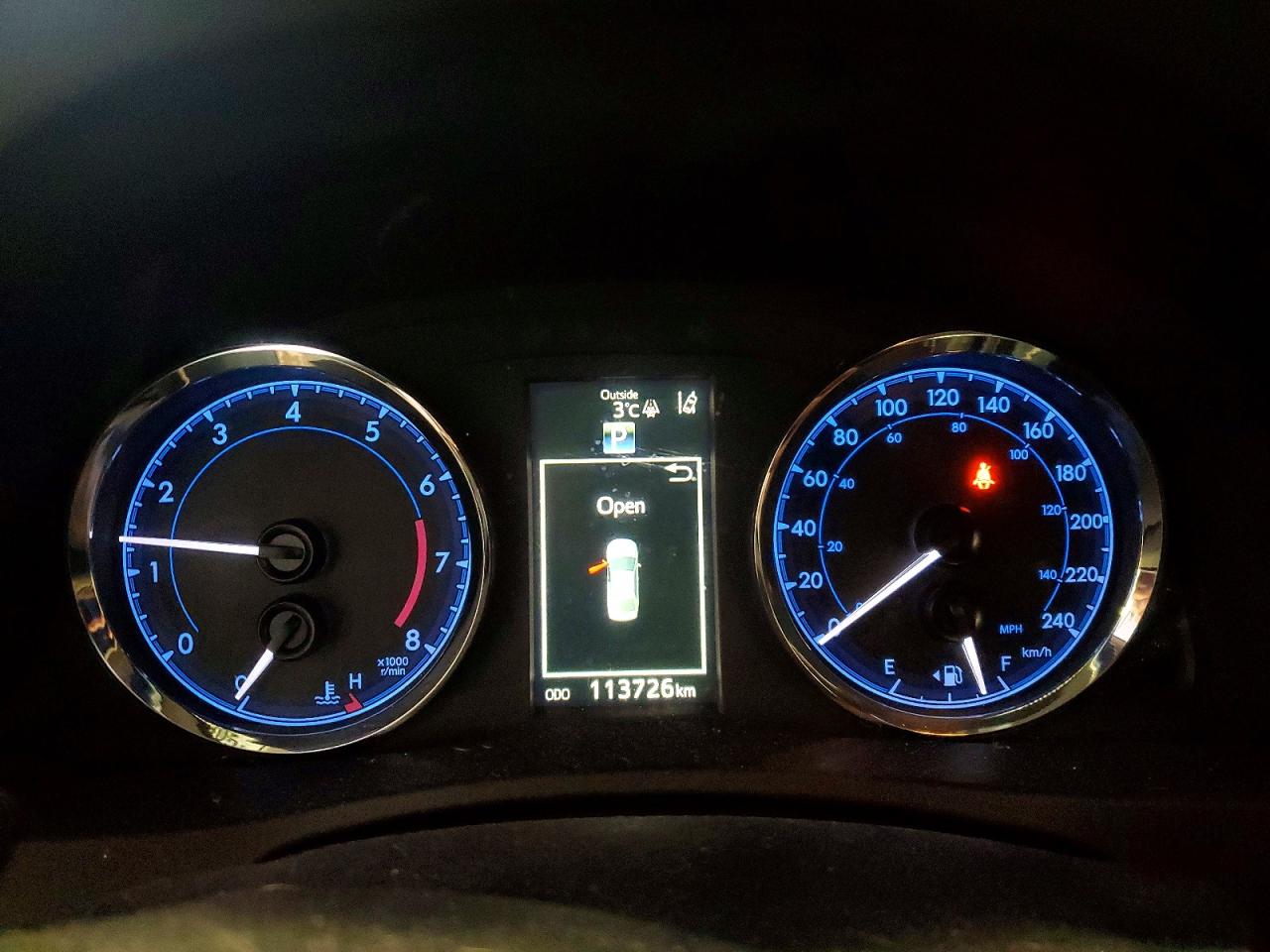 2018 TOYOTA COROLLA L photo 9