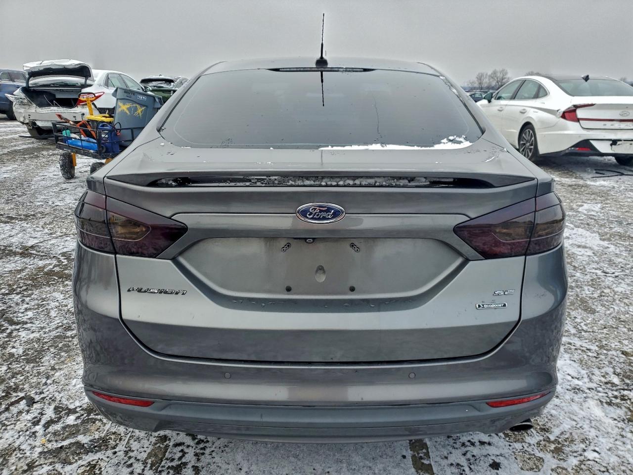 2014 FORD FUSION SE photo 6