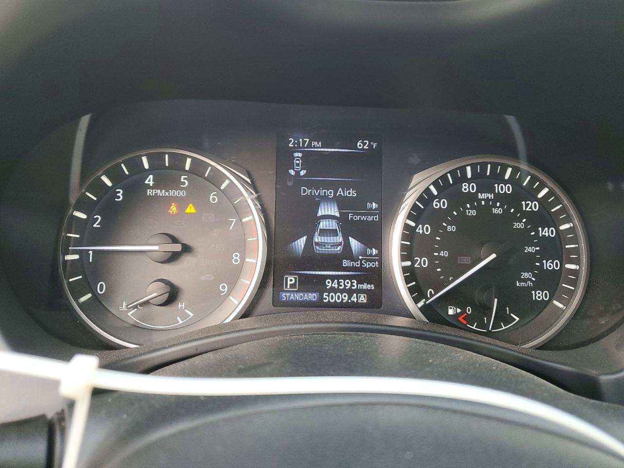 2018 INFINITI Q50 LUXE photo 9