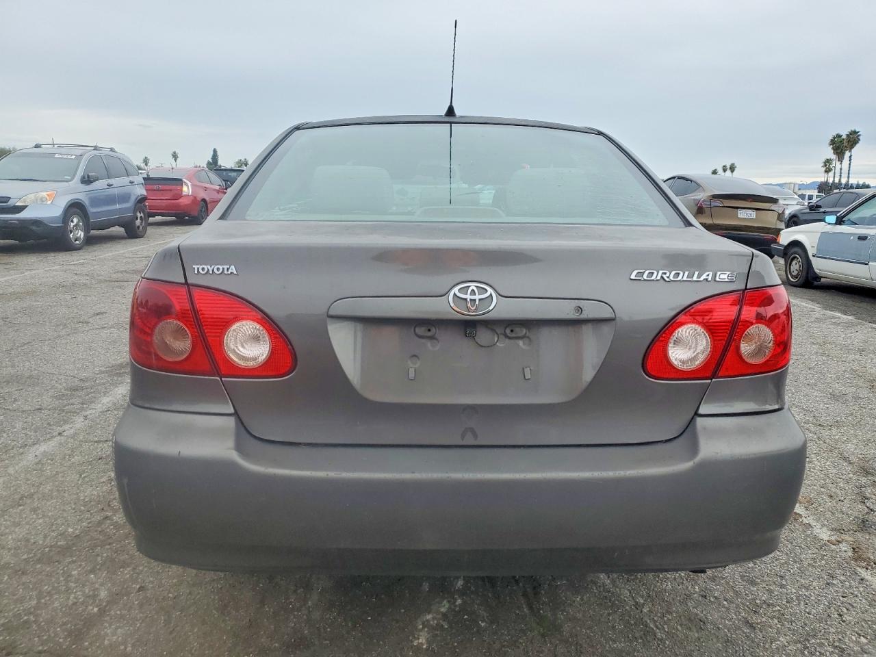 2005 TOYOTA COROLLA CE photo 6