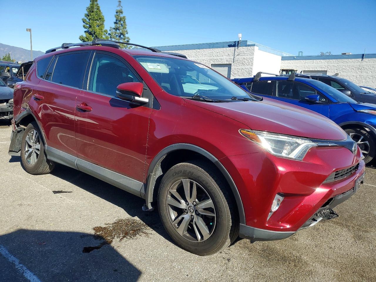 2018 TOYOTA RAV4 XLE photo 7