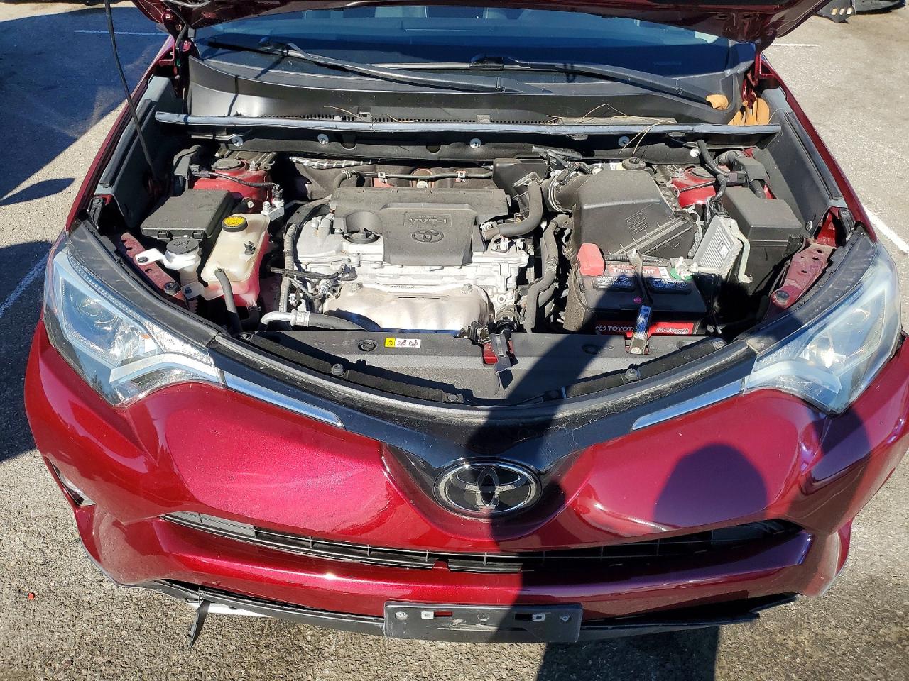2018 TOYOTA RAV4 XLE photo 21