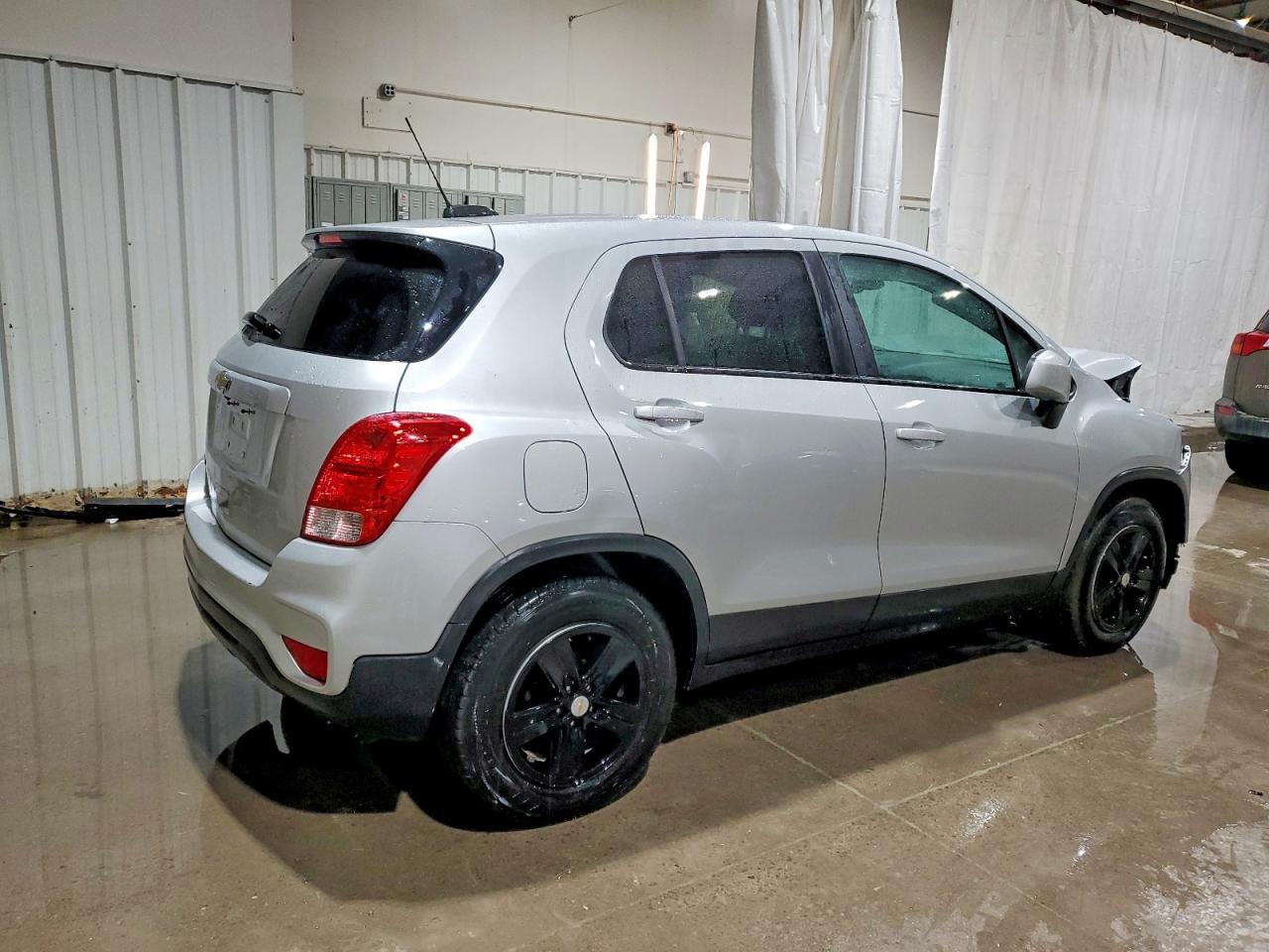 2020 CHEVROLET TRAX LS photo 5