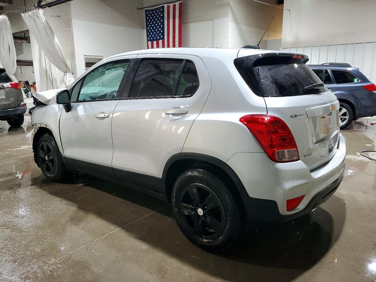 2020 CHEVROLET TRAX LS photo 3