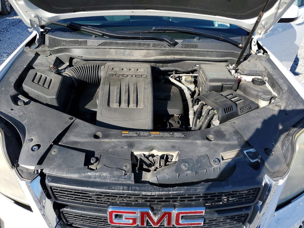 2013 GMC TERRAIN SLE photo 12