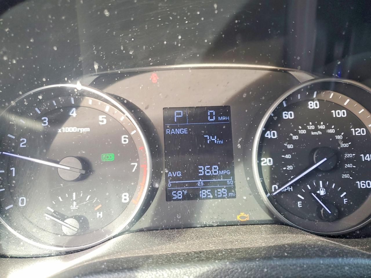 2017 HYUNDAI ELANTRA SE photo 9
