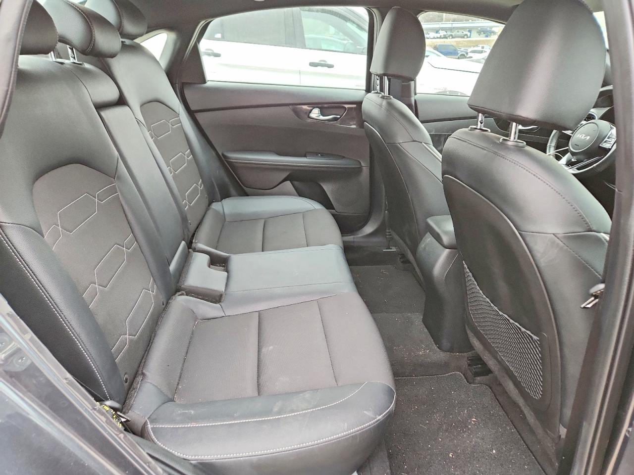 2024 KIA FORTE GT LINE photo 10