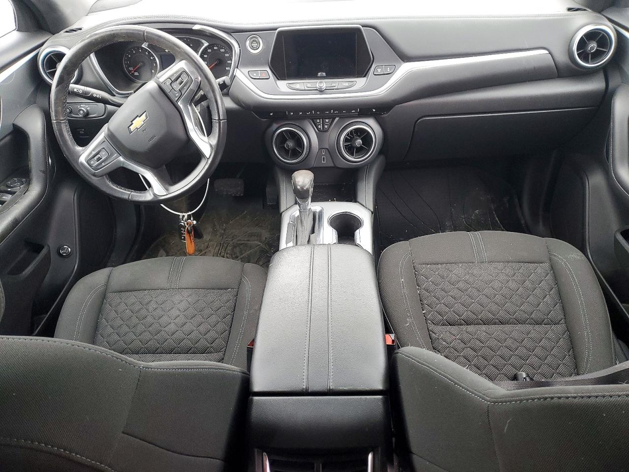 2020 CHEVROLET BLAZER 2LT photo 8