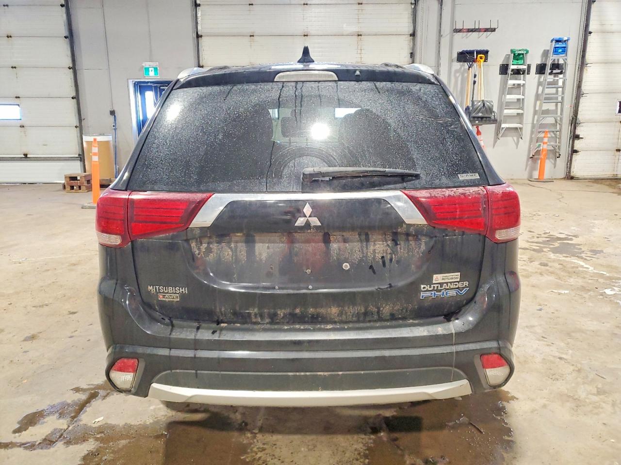2018 MITSUBISHI OUTLANDER SE photo 11
