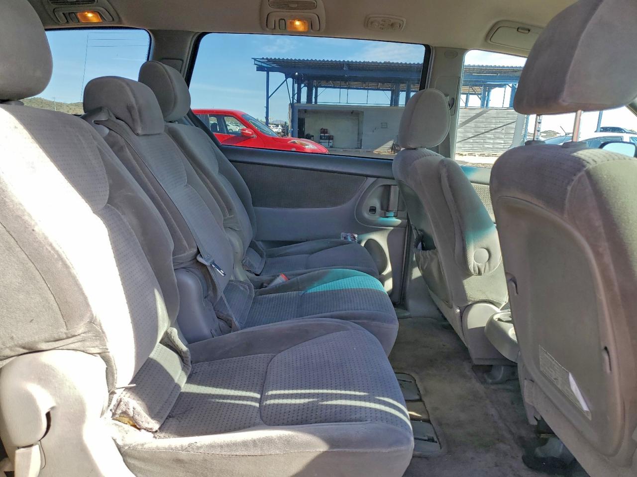 2006 TOYOTA SIENNA CE photo 21