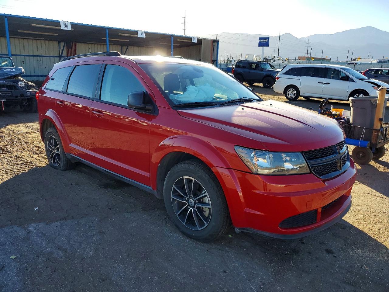 2018 DODGE JOURNEY SE photo 4