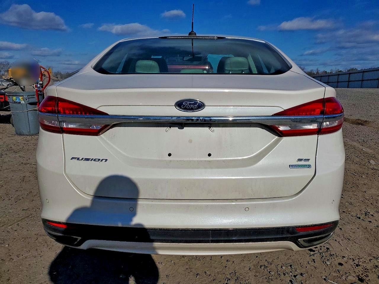 2017 FORD FUSION SE photo 11