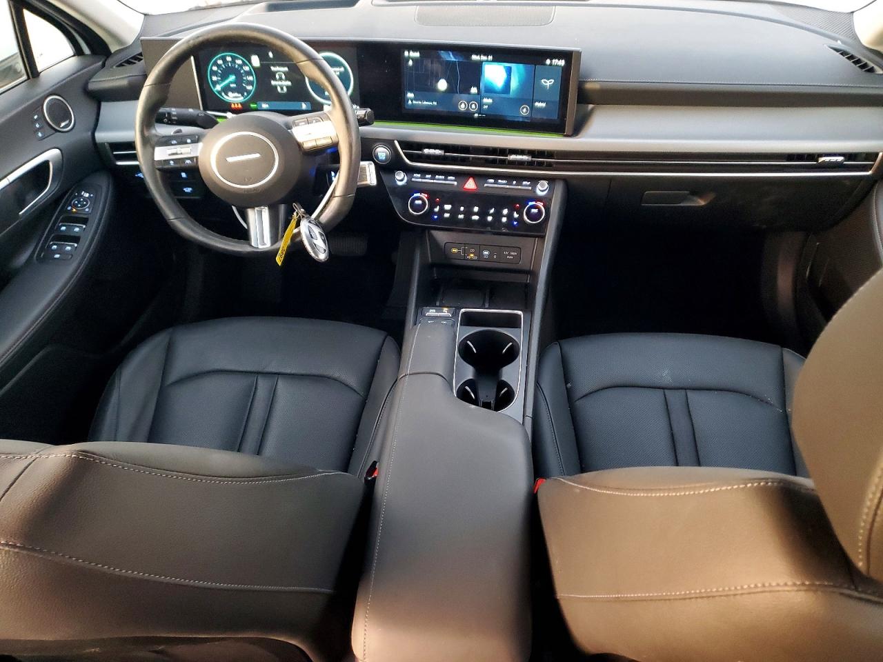 2024 HYUNDAI SONATA HYBRID photo 8