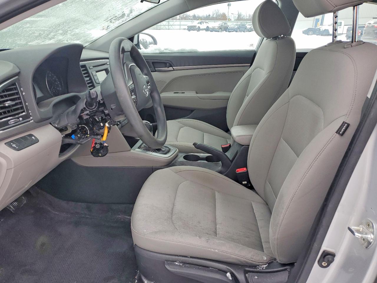 2017 HYUNDAI ELANTRA SE photo 13